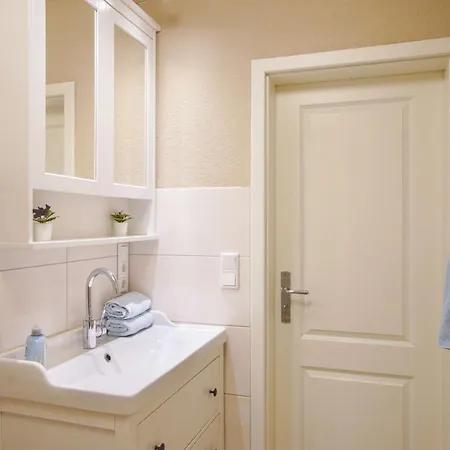 Apartment Haus Richthofenstraße 20 E Dünenwind